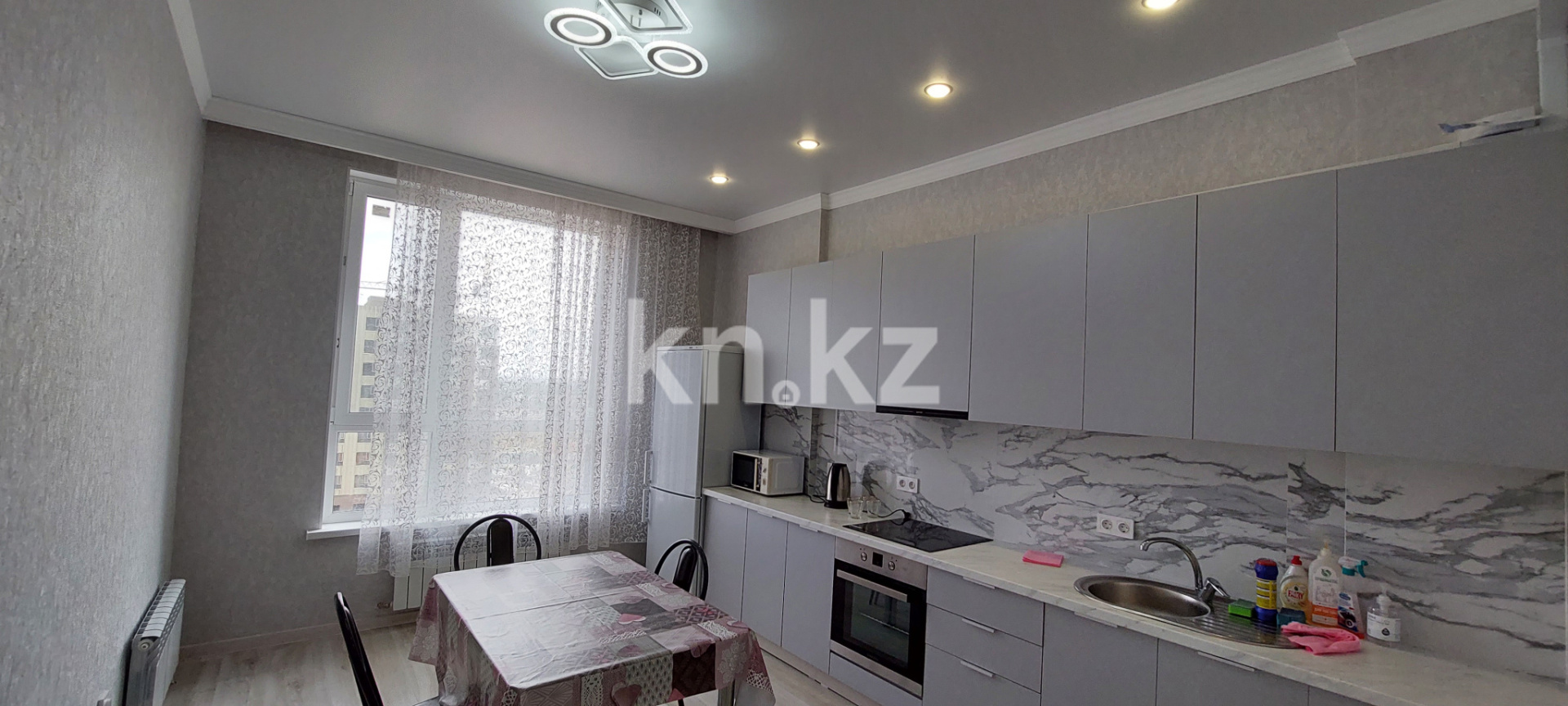 Аренда 1-комнатной квартиры, 48 м² в Астане