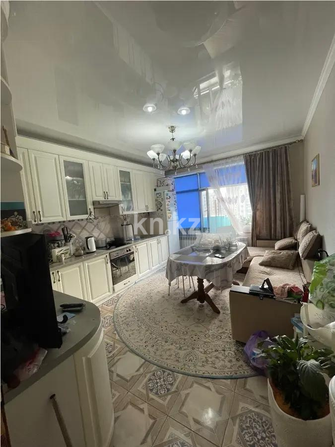 Продажа 3-комнатной квартиры, 70.6 м², пр. Момышулы, дом  15/3 в Астане - фото 2