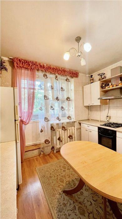 Продажа 2-комнатной квартиры, 53 м², мкр-н Самал-1, дом  13 в Алматы - фото 3