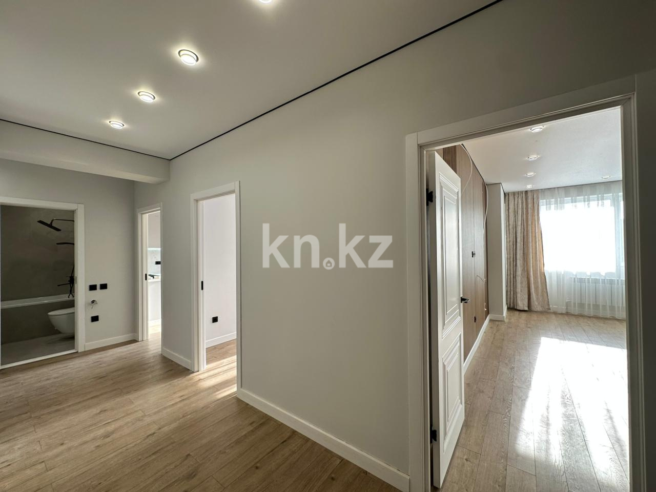 Продажа 2-комнатной квартиры, 68 м² в Алматы - фото 4
