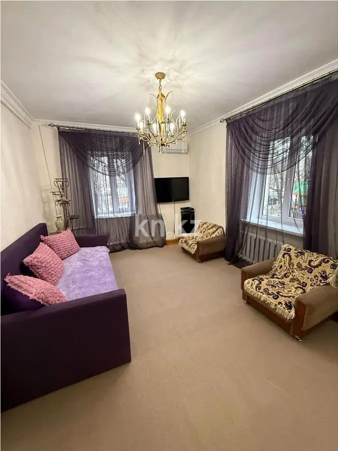 Продажа 2-комнатной квартиры, 43.2 м², ул. Манаса, дом  61 в Алматы