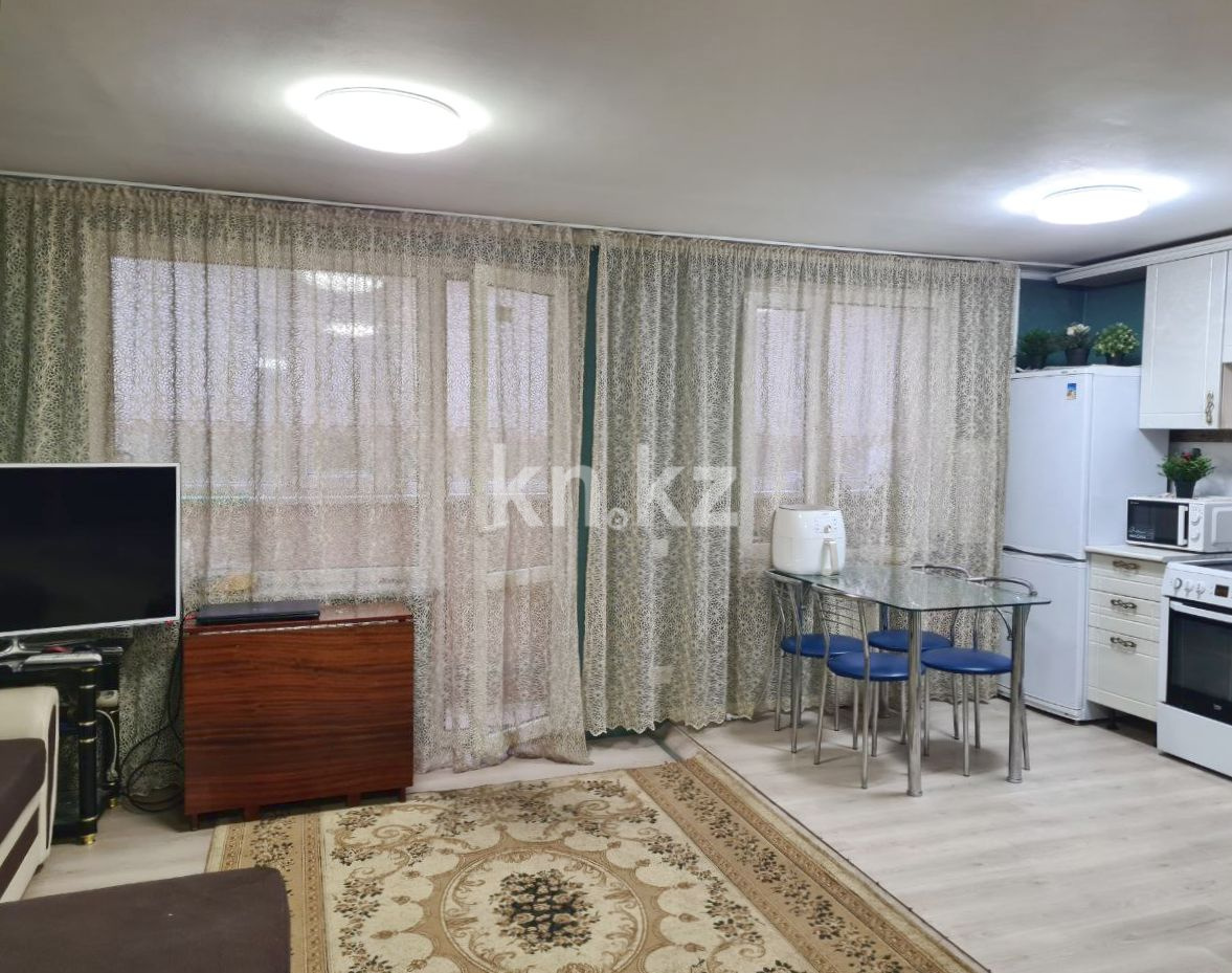 Продажа 3-комнатной квартиры, 63 м², ул. Бажова, дом  339/2 в Усть-Каменогорске - фото 2