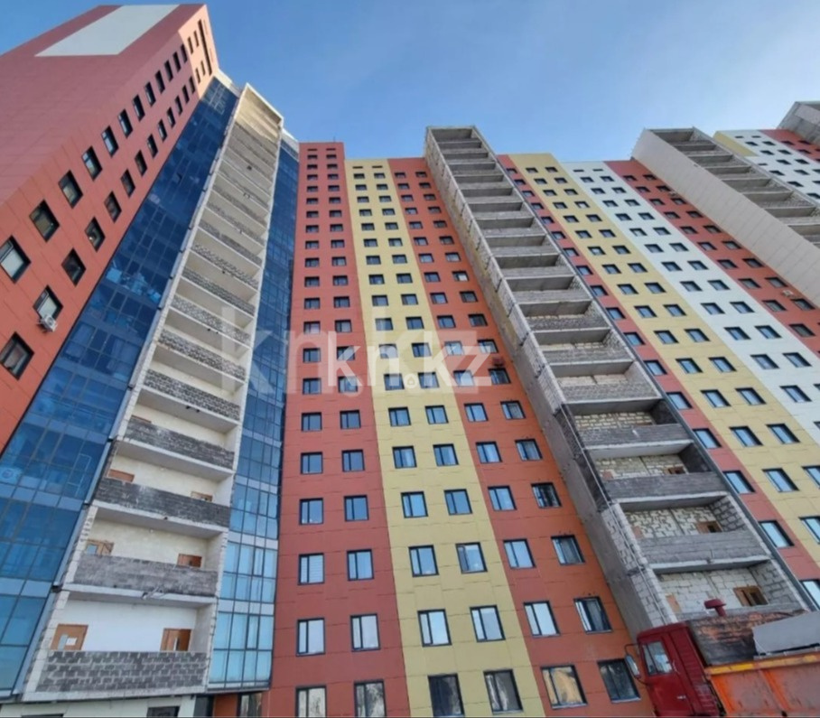 Продажа 3-комнатной квартиры, 75 м², ул. Дюсембекова, дом  44/2 в Караганде