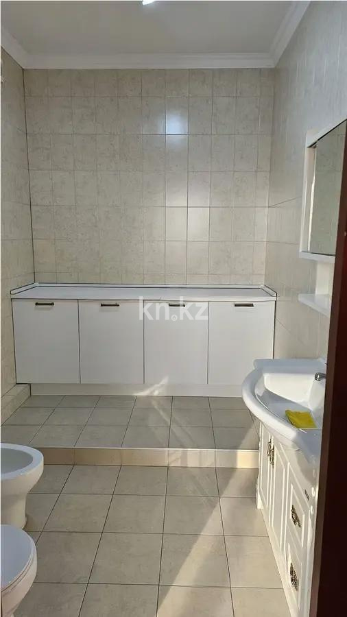 Продажа 2-комнатной квартиры, 90 м² в Алматы - фото 3