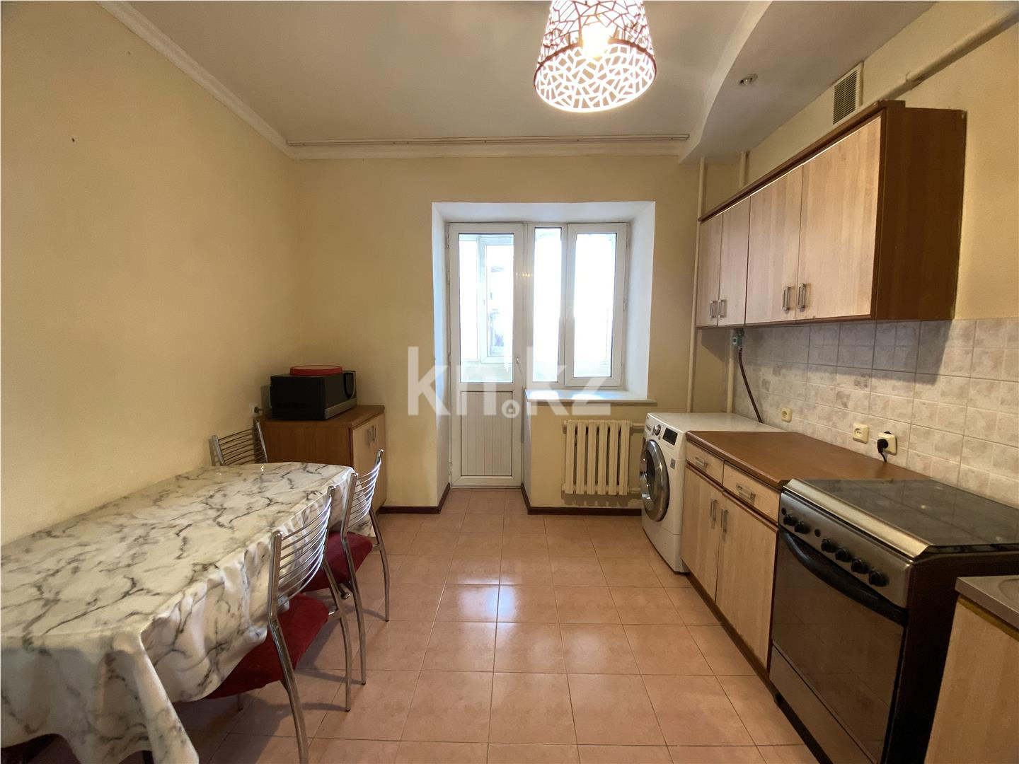 Продажа 2-комнатной квартиры, 69 м², ул. Куйши Дина в Астане - фото 4