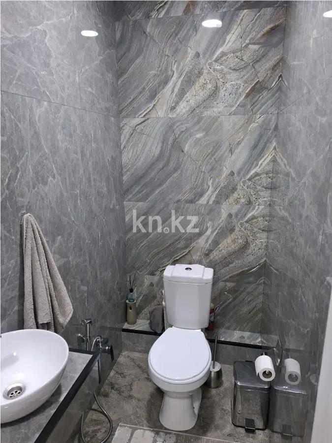 Продажа 3-комнатной квартиры, 88 м², ул. Толе би, дом  285/8 в Алматы - фото 5