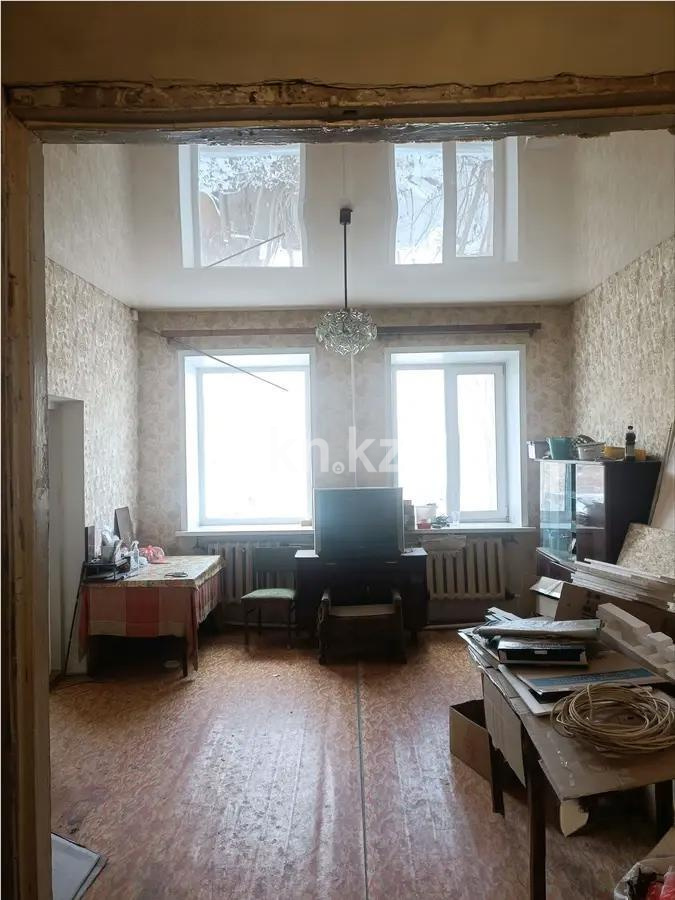 Продажа 3-комнатной квартиры, 69 м², ул. Байгазиева, дом  33 в Темиртау