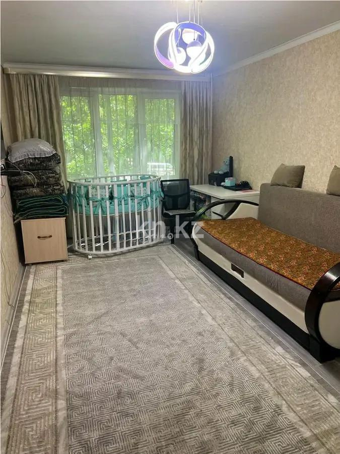 Продажа 3-комнатной квартиры, 65.8 м², мкр-н Аксай-2, дом  11 в Алматы