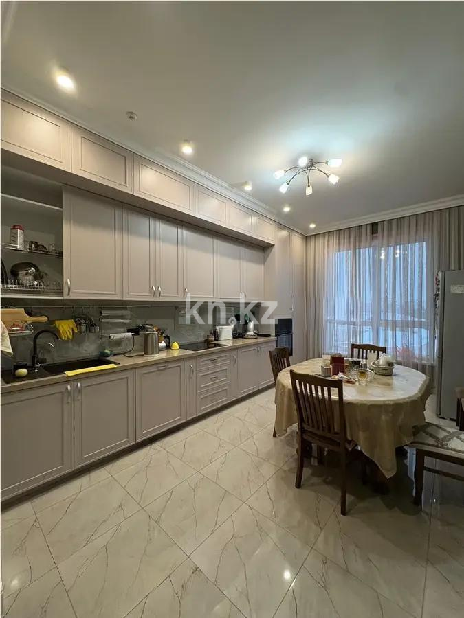 Продажа 3-комнатной квартиры, 130 м² в Астане - фото 2