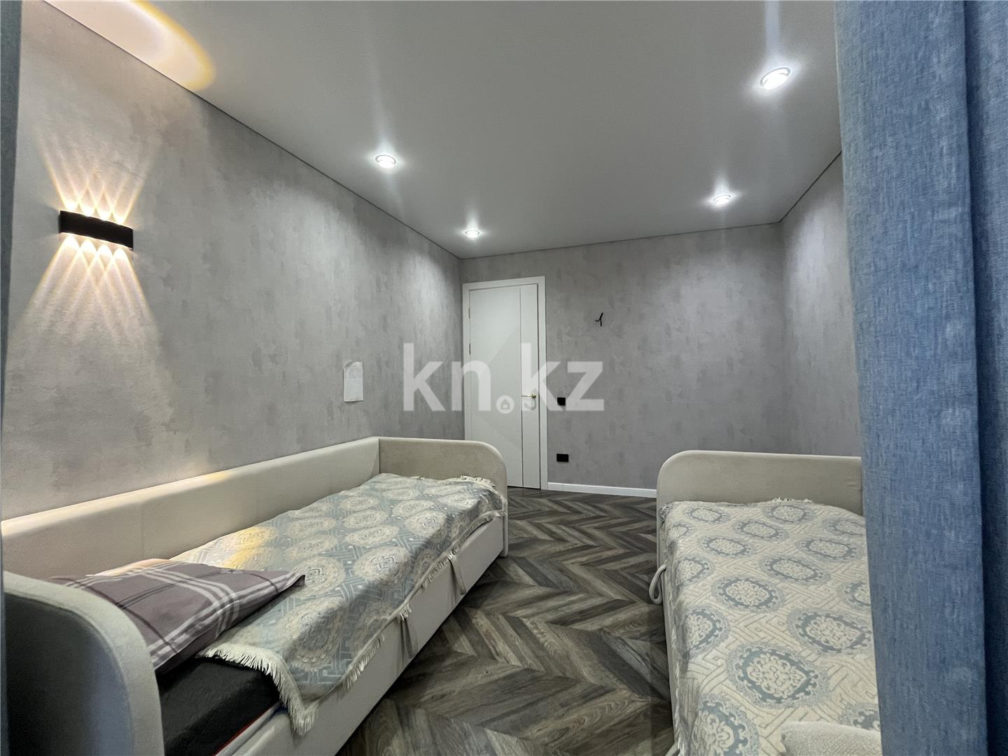 Продажа 4-комнатной квартиры, 110 м², ул. Букетова, дом  60/2 в Караганде - фото 8