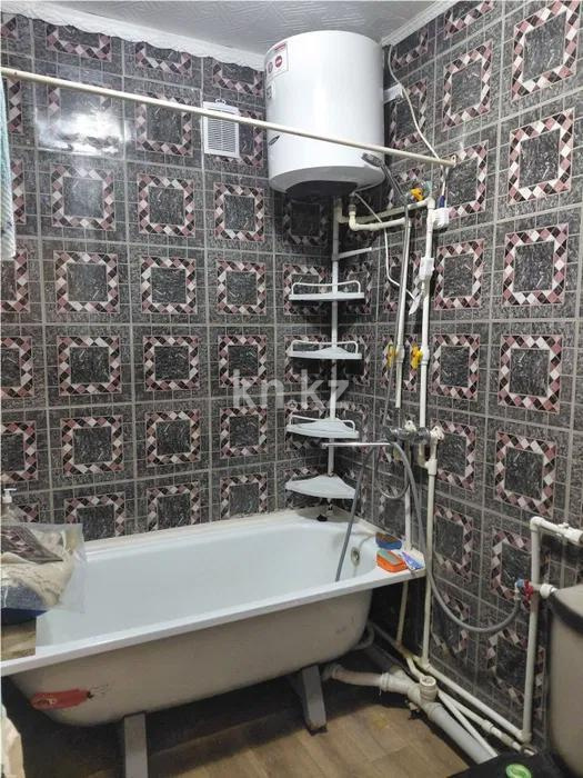 Продажа 2-комнатной квартиры, 45 м², 12 мкр., дом  41 в Караганде - фото 3
