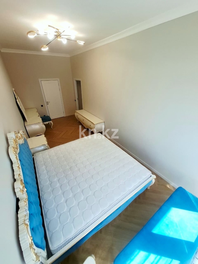 Продажа 4-комнатной квартиры, 142.4 м² в Алматы - фото 16