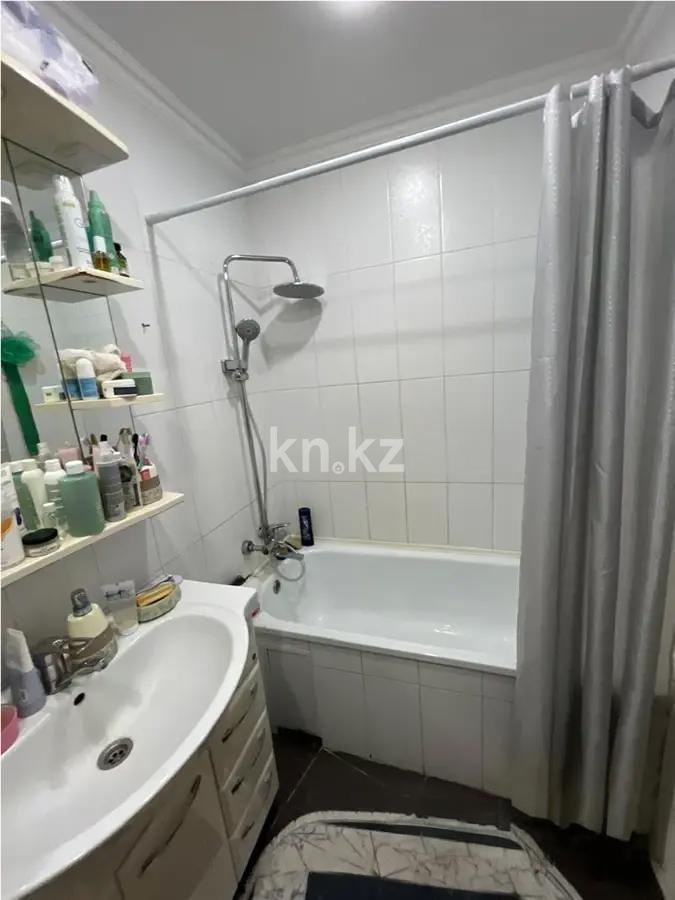 Продажа 3-комнатной квартиры, 67 м², пр. Республики в Караганде - фото 5