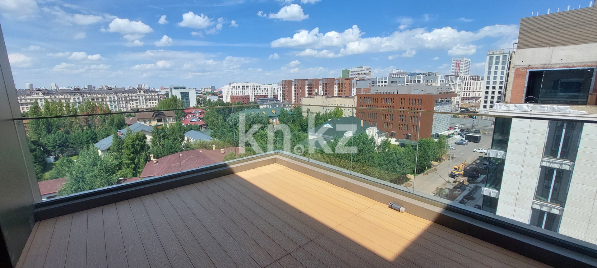 Продажа 5-комнатной квартиры, 270 м² в Астане - фото 11
