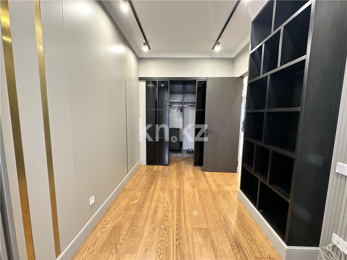 Продажа 4-комнатной квартиры, 105 м², мкр-н Степной-3 в Караганде - фото 11