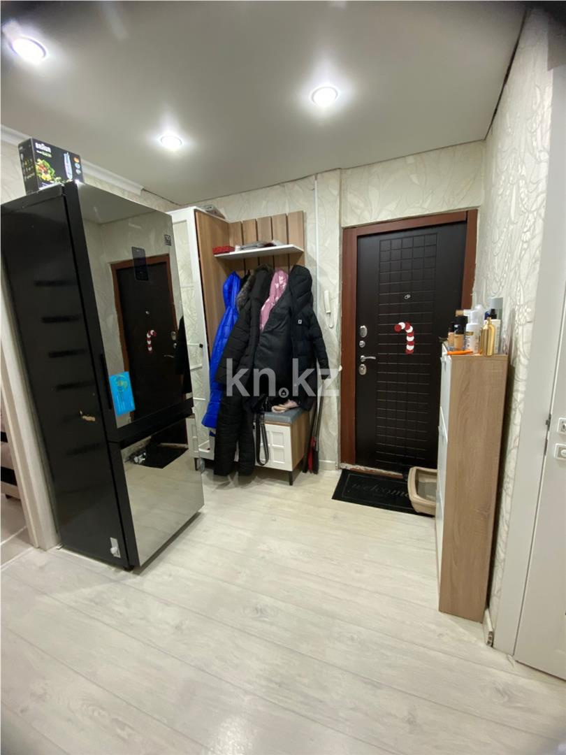 Продажа 3-комнатной квартиры, 62 м², 17-й мкр. в Караганде - фото 12