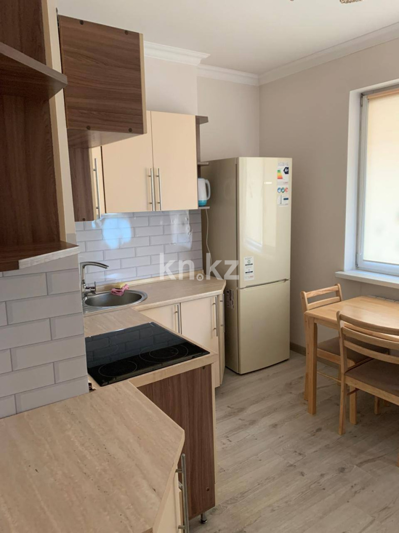 Аренда 1-комнатной квартиры, 45 м², ул. Иманбаевой, дом  10 в Астане - фото 2