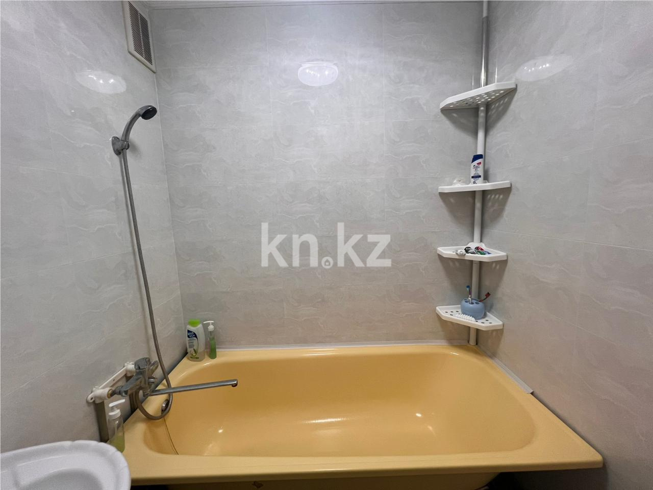 Продажа 2-комнатной квартиры, 52 м², мкр-н Мамраева (Восток-5) в Караганде - фото 12