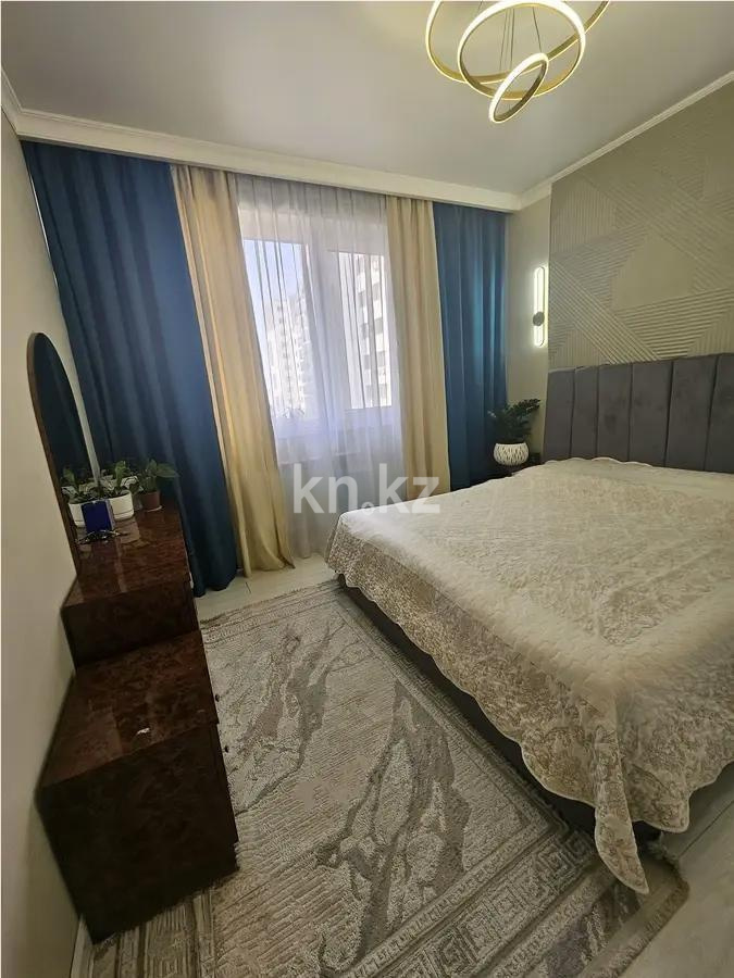 Продажа 2-комнатной квартиры, 72.4 м², ул. Толе би, дом  285/8 в Алматы - фото 2