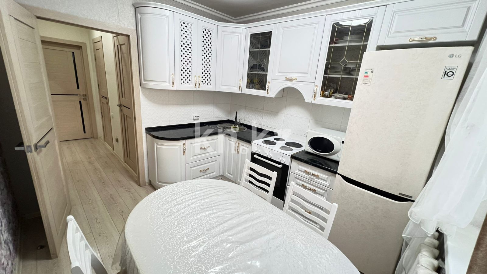 Продажа 3-комнатной квартиры, 64 м², мкр-н Гульдер-1, дом  13 в Караганде - фото 11