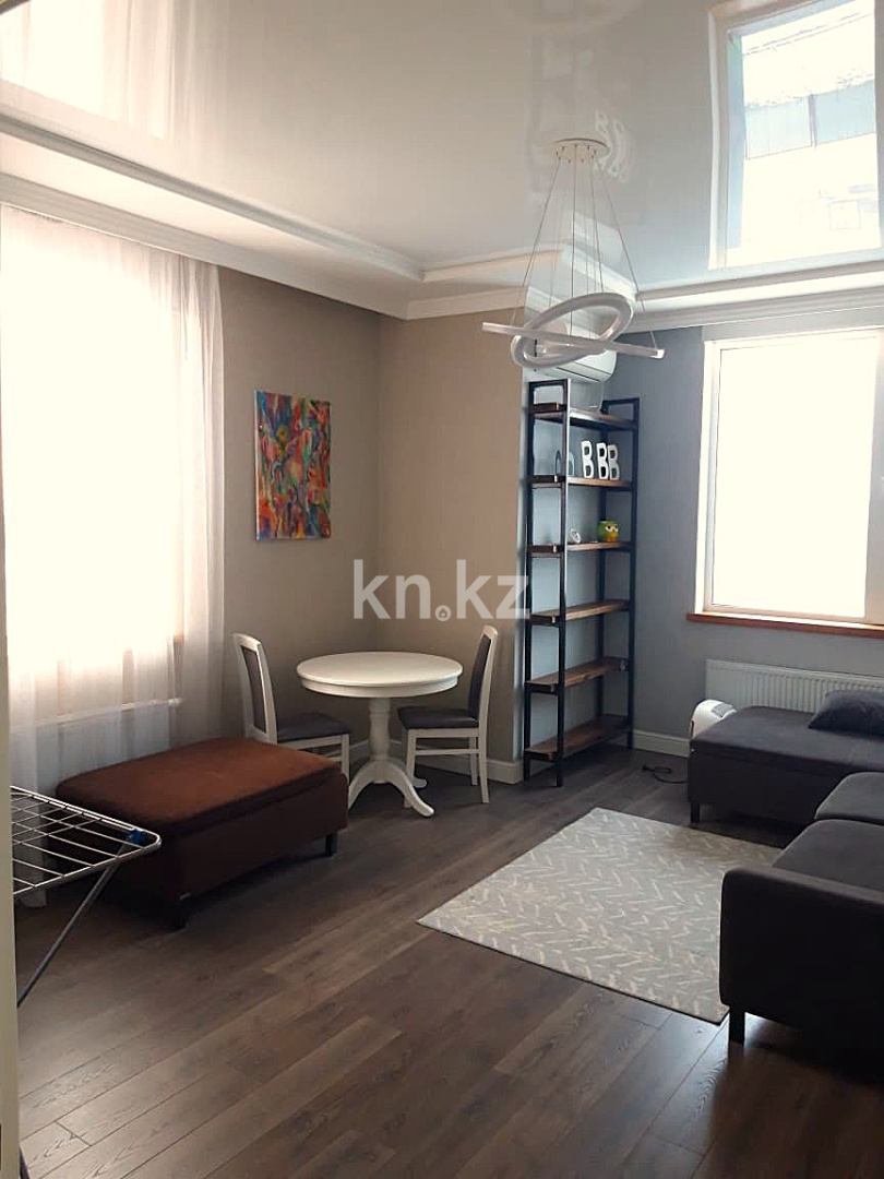 Аренда 2-комнатной квартиры, 64 м² в Астане