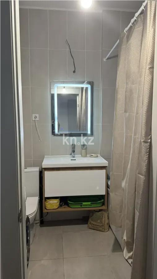 Продажа 2-комнатной квартиры, 55.7 м², ул. Кармысова, дом  84/2 в Алматы - фото 3