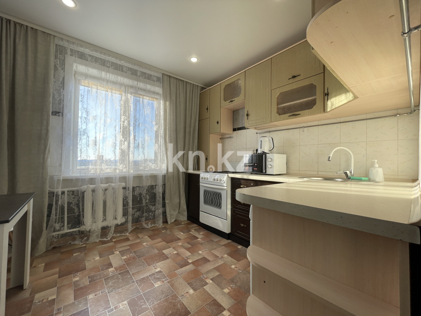 Аренда 1-комнатной квартиры посуточно, 1 м², Абая, дом  81 в Петропавловске - фото 7