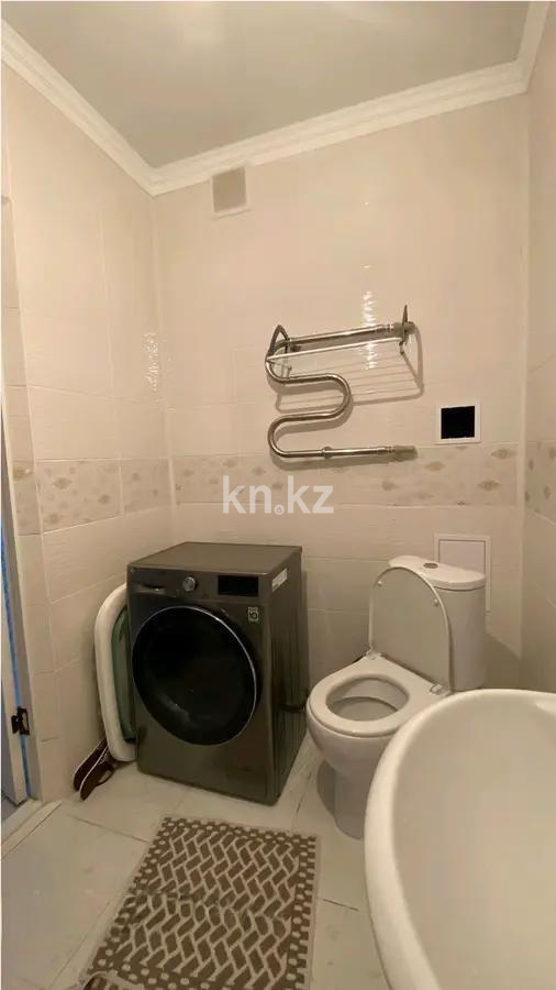 Продажа 1-комнатной квартиры, 41 м², ул. Нажимеденова, дом  39 в Астане - фото 4