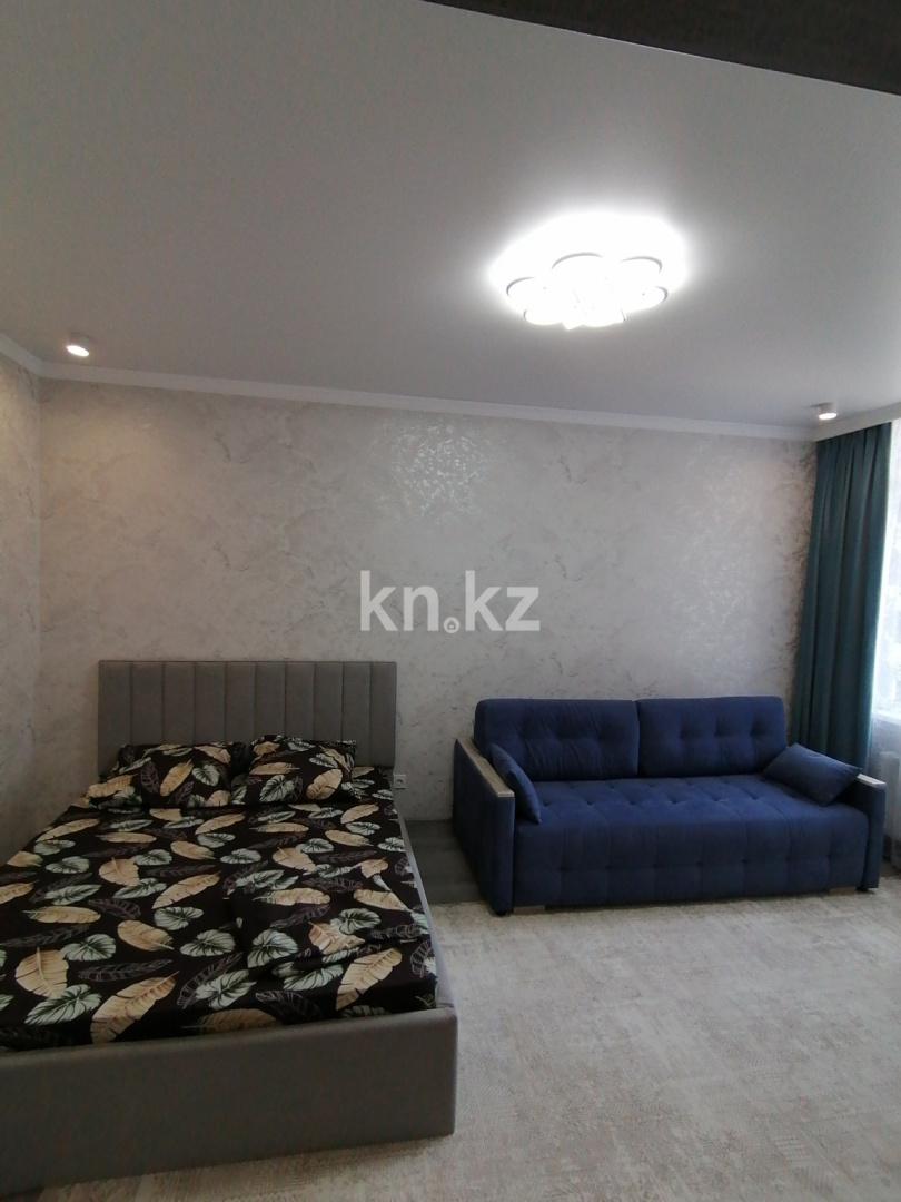 Аренда 1-комнатной квартиры посуточно, 50 м², ул. Байтурсынова, дом  16 - ул. Жургенова в Астане - фото 2