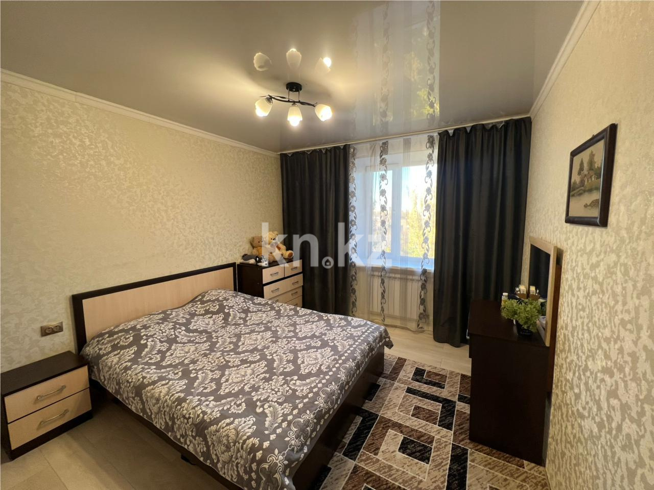 Продажа 3-комнатной квартиры, 61 м², ул. Ержанова, дом  42 в Караганде - фото 3