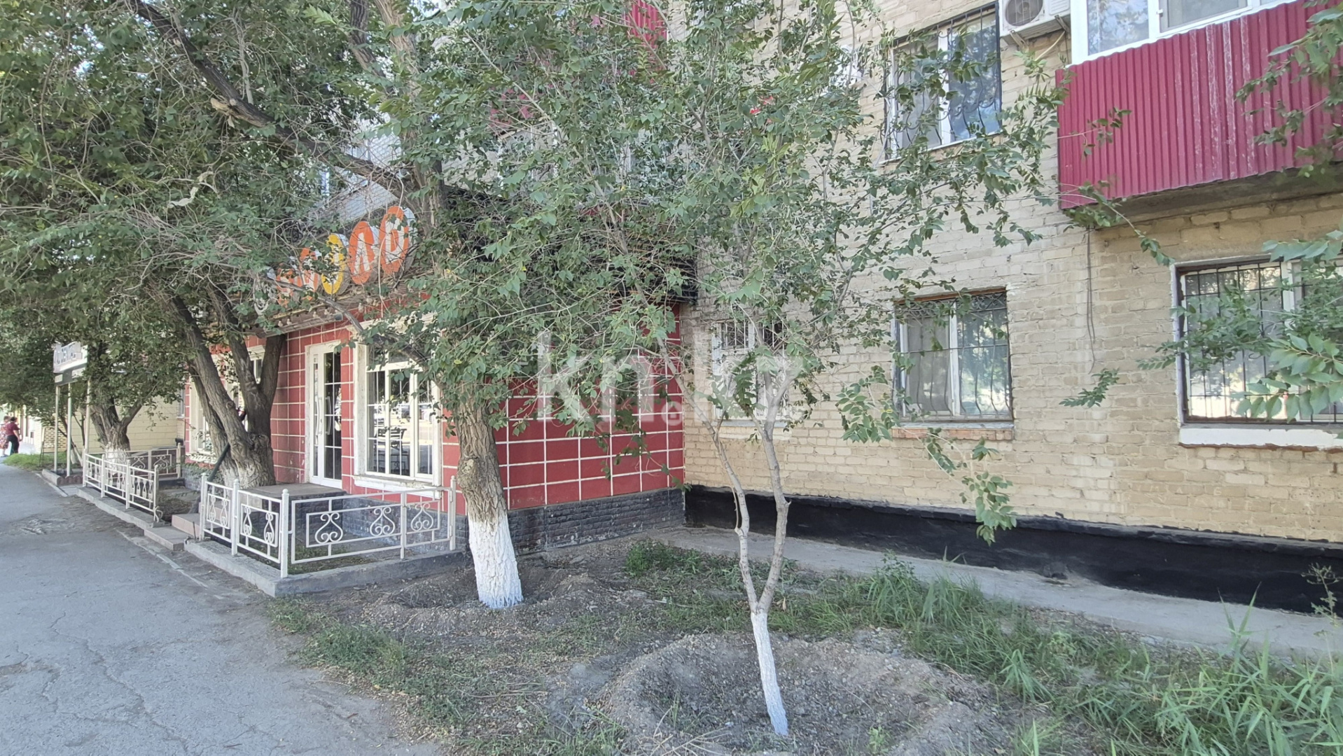 Продажа 2-комнатной квартиры, 43 м², Махамбета, дом  109 в Атырау - фото 15