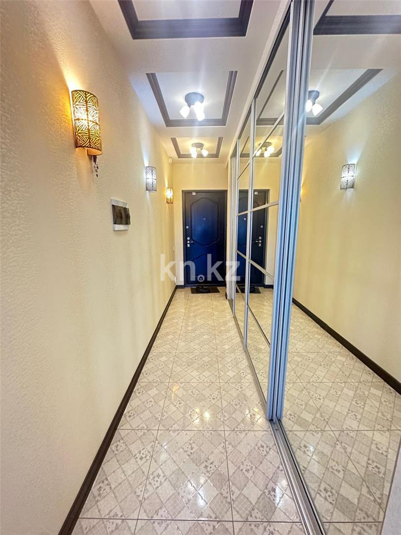 Продажа 3-комнатной квартиры, 117 м², пр. Республики в Караганде - фото 19