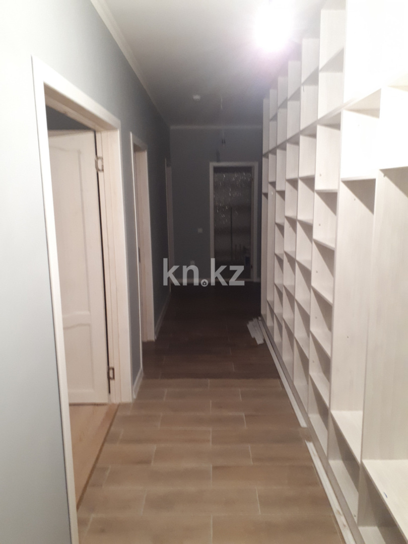 Продажа 3-комнатной квартиры, 104 м², ул. Алматы, дом  11 - ул. Туркестан в Астане