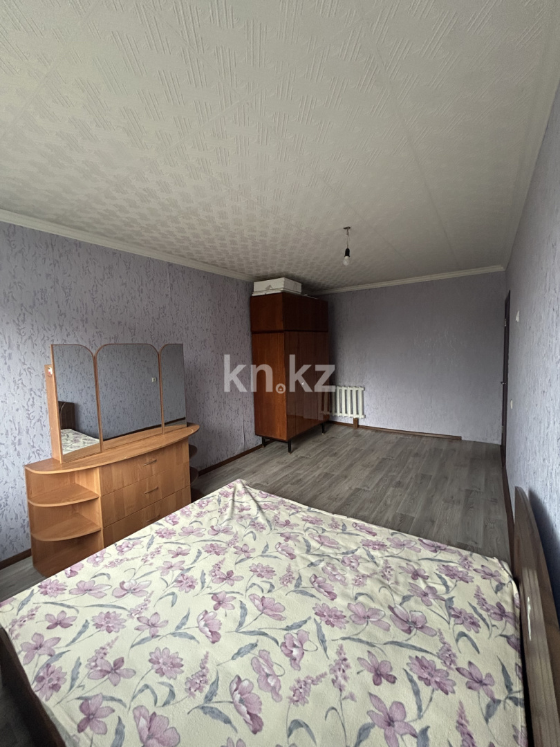 Продажа 4-комнатной квартиры, 76.3 м², 1 кв-л, дом  2 в Караганде - фото 7