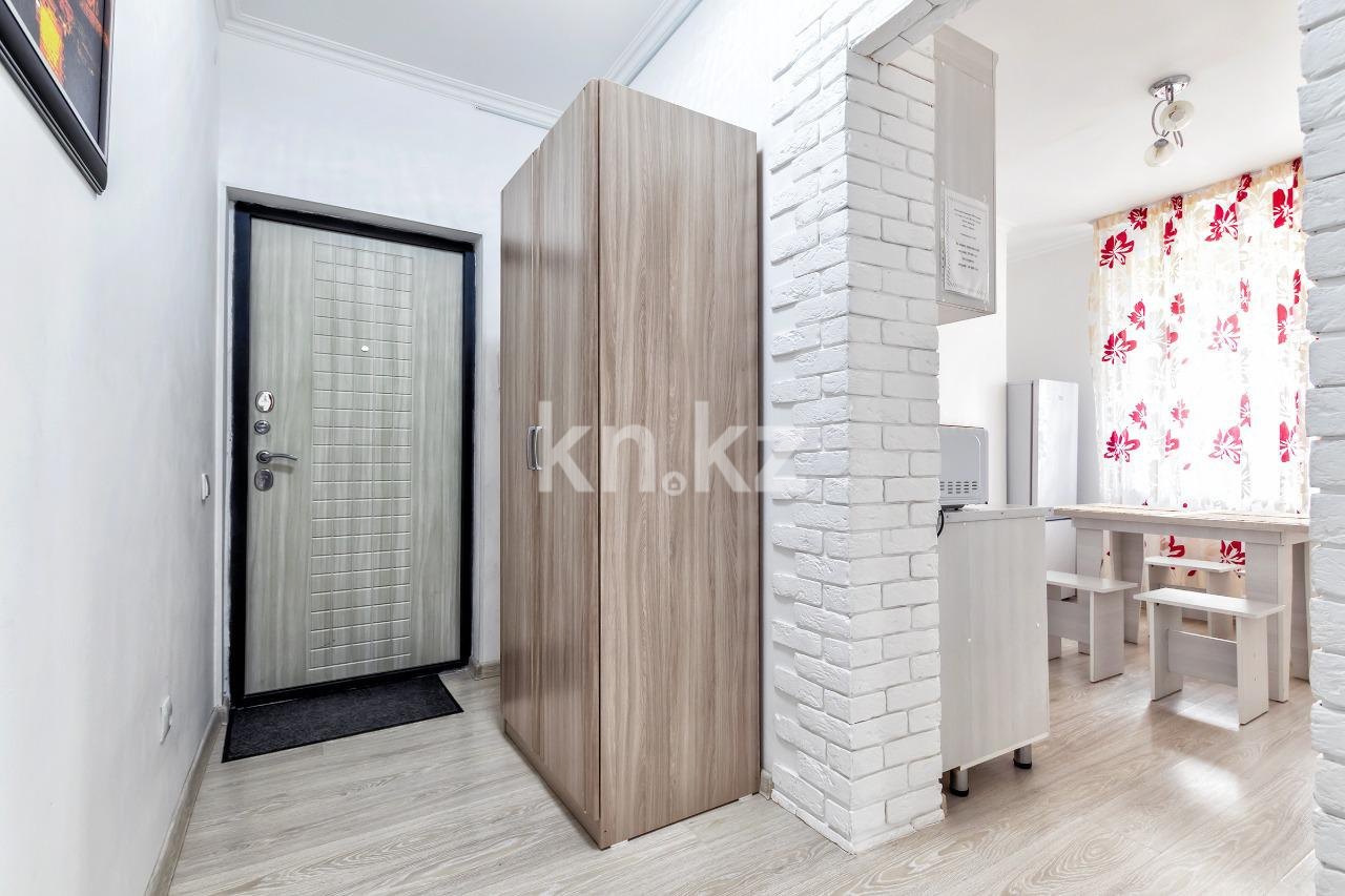 Аренда 2-комнатной квартиры посуточно, 70 м², ул. Сауран, дом  3/1 - ул. Сыганак в Астане - фото 7