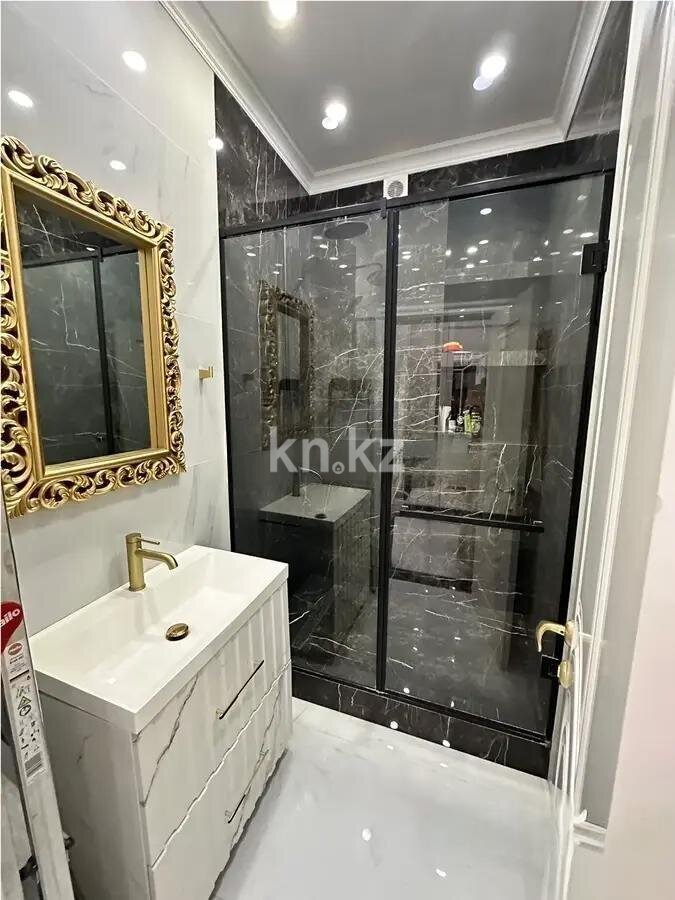 Продажа 3-комнатной квартиры, 82.5 м² в Алматы - фото 4