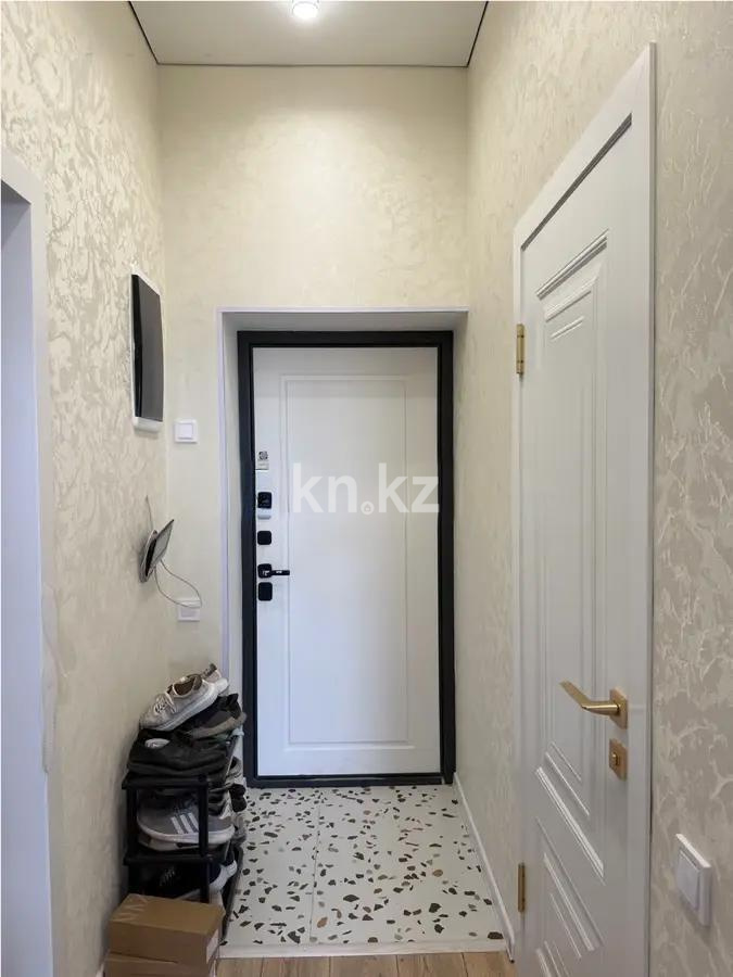 Продажа 2-комнатной квартиры, 48 м², 218 учетный квартал, дом  155 в Караганде - фото 5