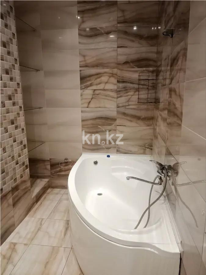 Продажа 2-комнатной квартиры, 78 м², ул. Туркестан, дом  8 в Астане - фото 5