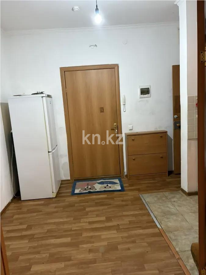 Продажа 1-комнатной квартиры, 35 м², ул. Отырар, дом  18 в Астане - фото 4