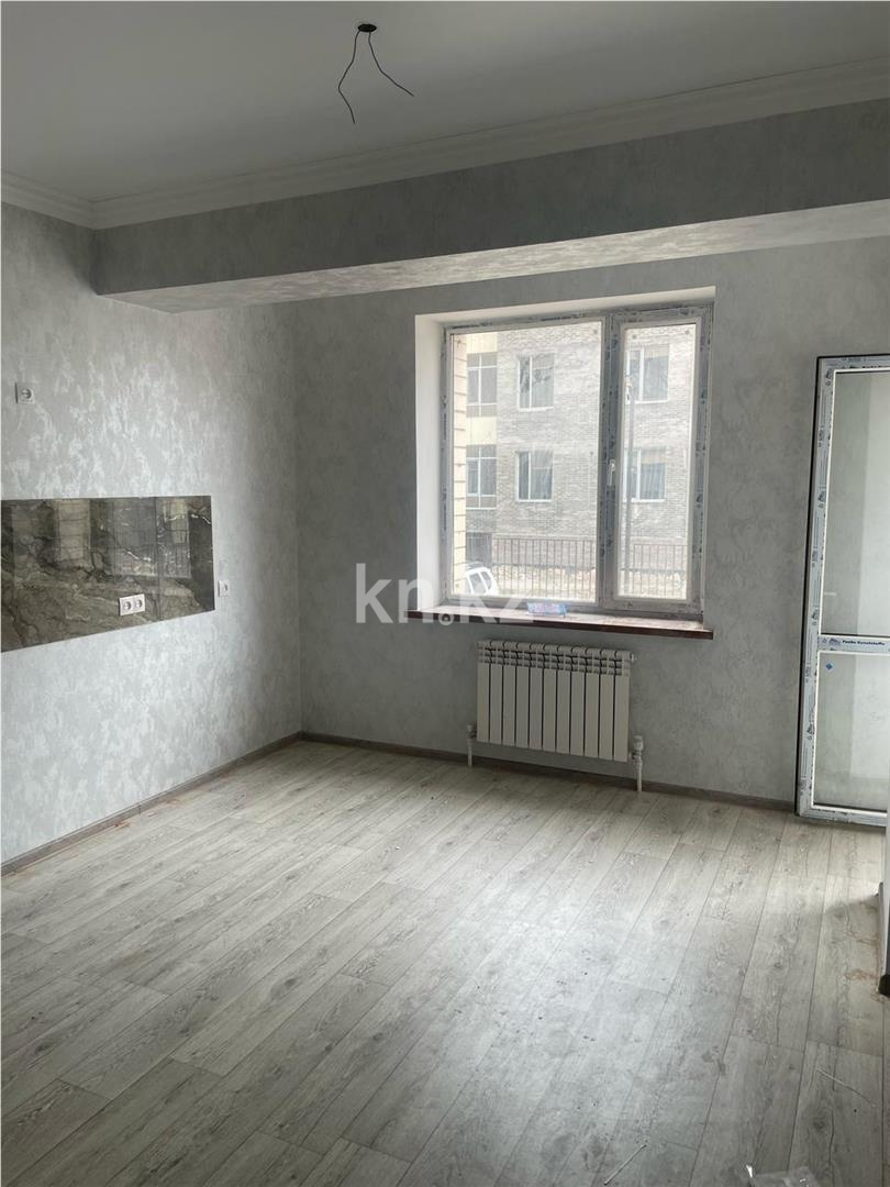 Продажа 1-комнатной квартиры, 52 м², ул. Анжерская в Караганде - фото 2