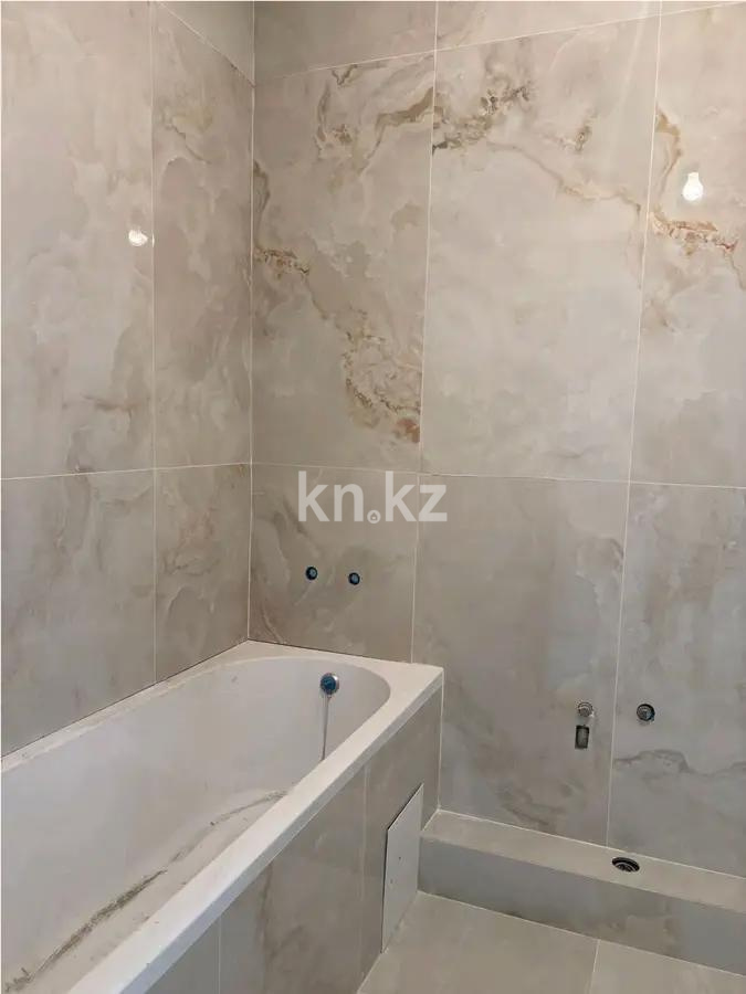 Продажа 3-комнатной квартиры, 72 м², ул. Рыскулова, дом  16 в Астане - фото 2