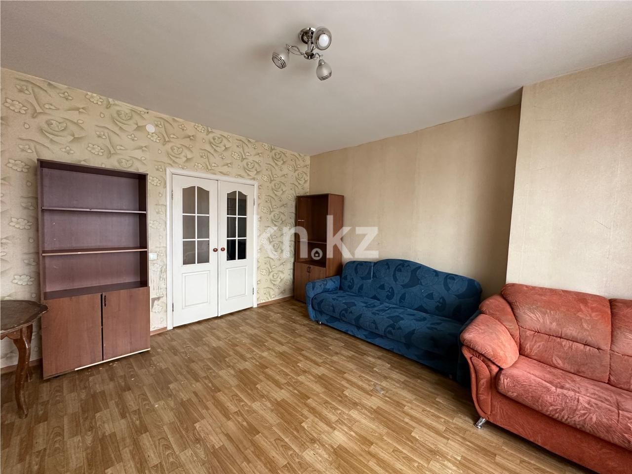 Продажа 2-комнатной квартиры, 60 м², ул. Сарыарка в Караганде - фото 4