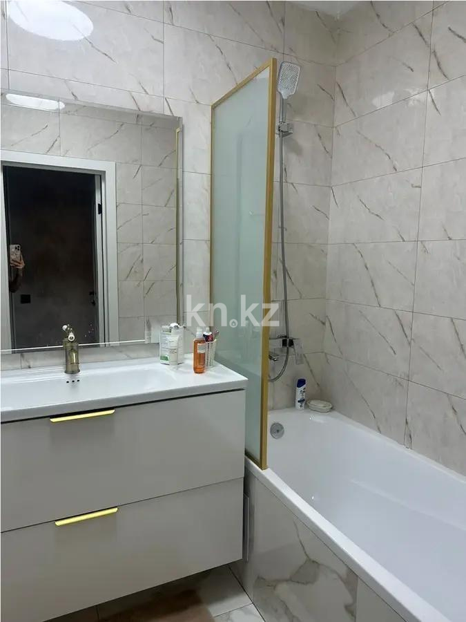 Продажа 2-комнатной квартиры, 63.6 м² в Алматы - фото 4