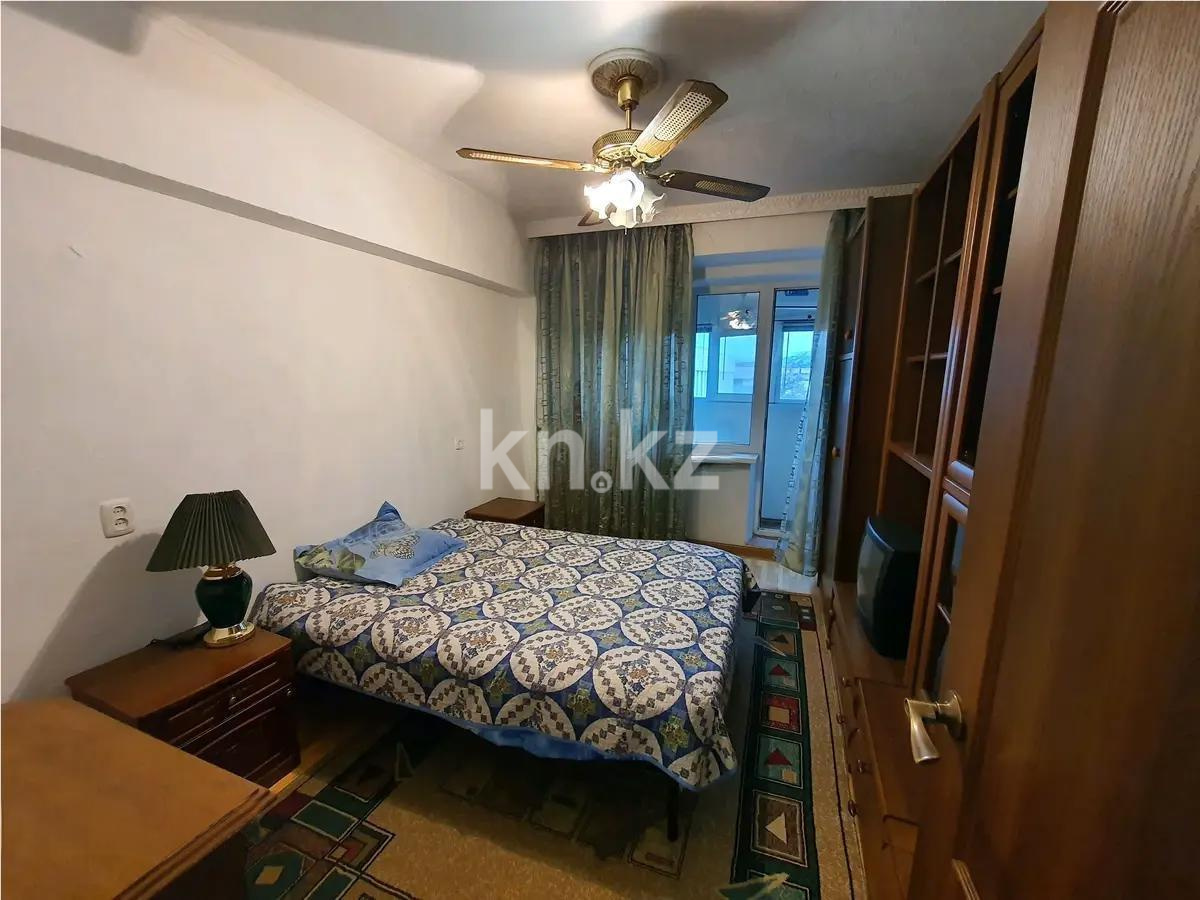 Продажа 3-комнатной квартиры, 69 м², ул. Кунаева, дом  49 в Алматы - фото 2