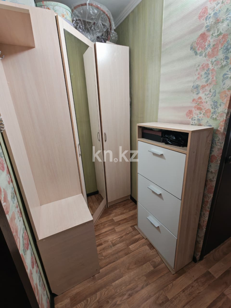 Продажа 1-комнатной квартиры, 30 м², пр. Абая, дом  72 в Шахтинске - фото 8