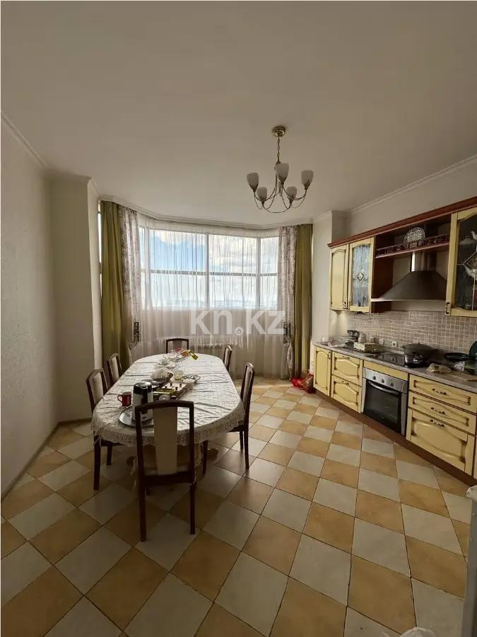 Продажа 4-комнатной квартиры, 169 м², ул. Кенесары, дом  69а в Астане - фото 2