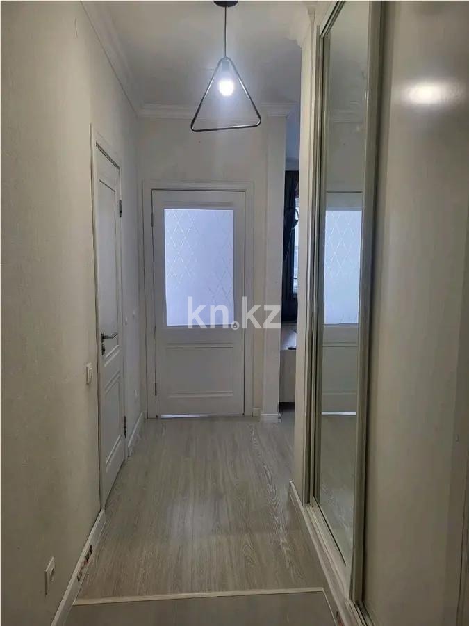 Продажа 1-комнатной квартиры, 35 м², пр. Аль-Фараби, дом  32 в Астане - фото 4