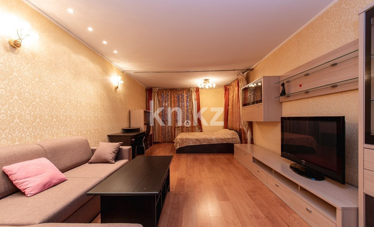 Аренда 1-комнатной квартиры, 38 м² в Алматы