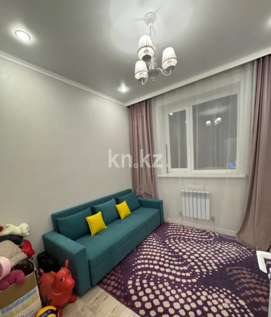 Продажа 3-комнатной квартиры, 60 м², ул. Нажимеденова, дом  24 в Астане - фото 8