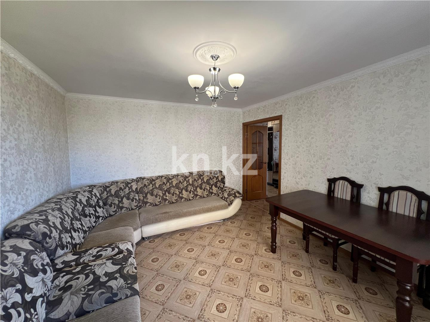 Продажа 3-комнатной квартиры, 58 м², ул. Гапеева, дом  19 в Караганде - фото 2